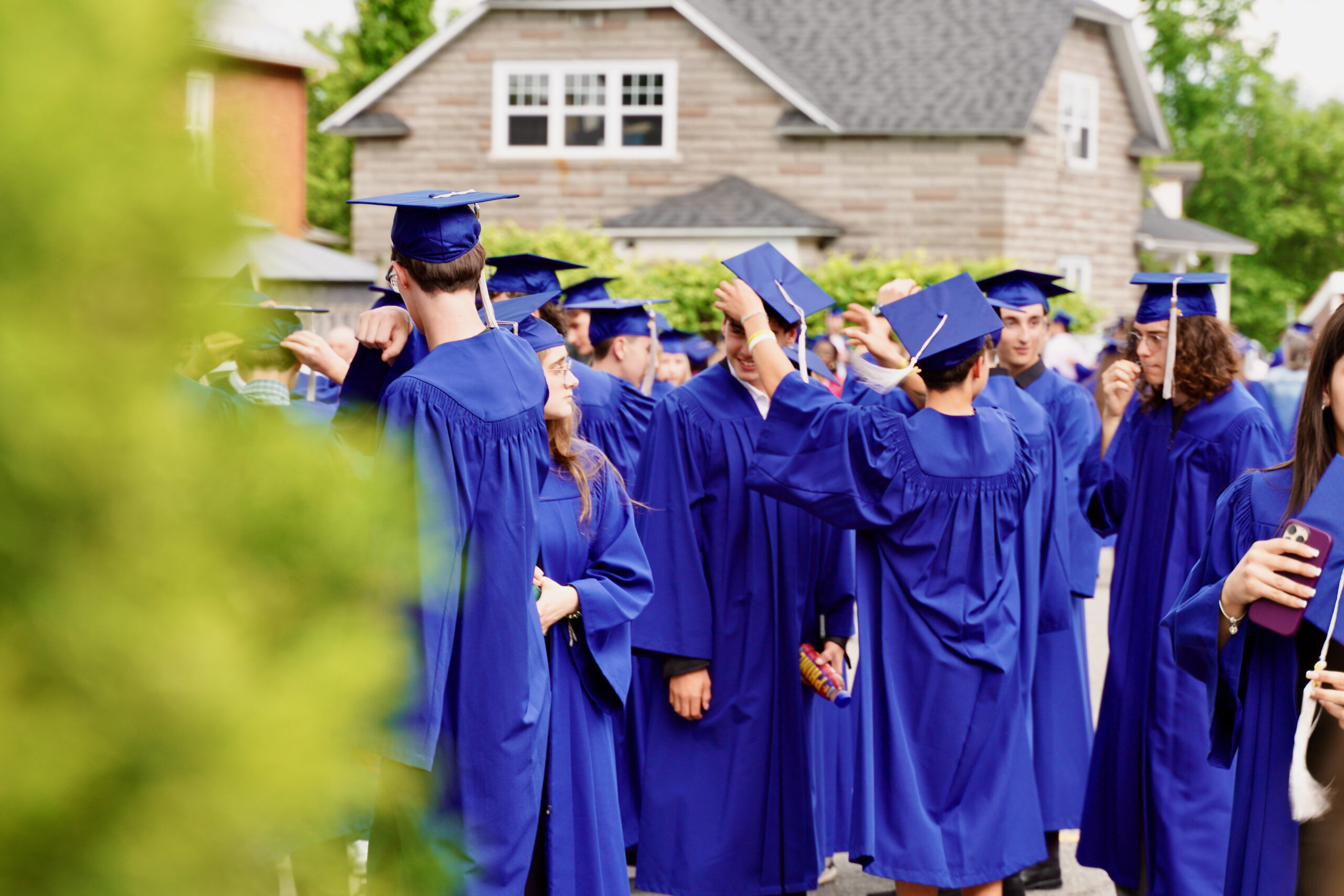 gens en toge extérieur