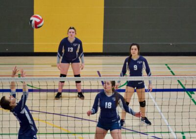 échange de volleyball 4 joueuses